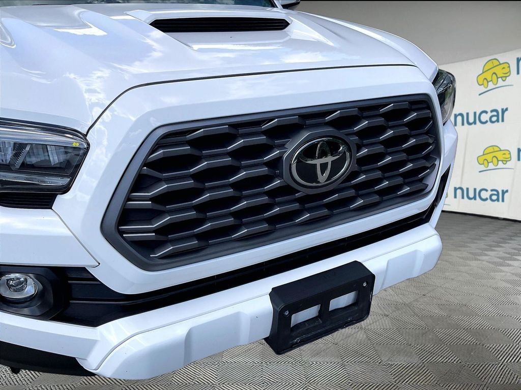 Used 2023 Toyota Tacoma TRD Sport w/ Technology Package AWD/4WD image 30