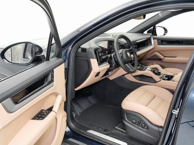 New 2026 Porsche Cayenne Coupe image 7