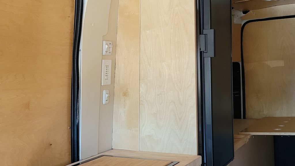 Used 2024 RAM ProMaster 3500 w/ Convenience Group FWD image 17