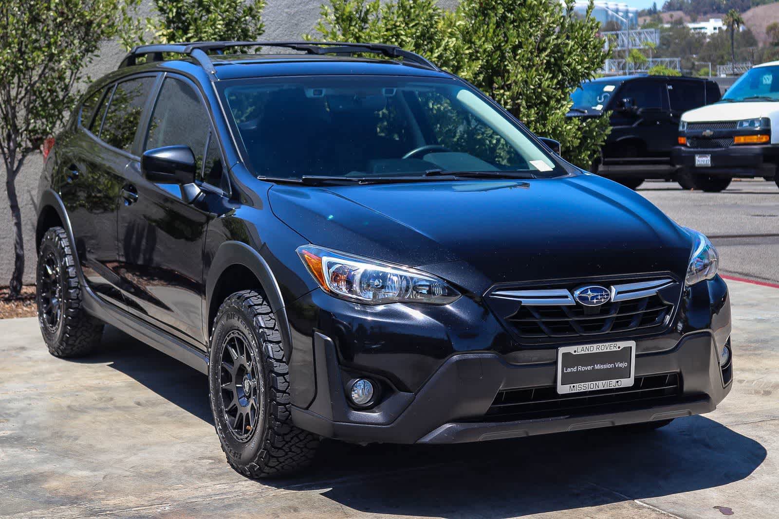Used 2021 Subaru Crosstrek 2.0i Premium w/ Moonroof Package AWD/4WD image 3