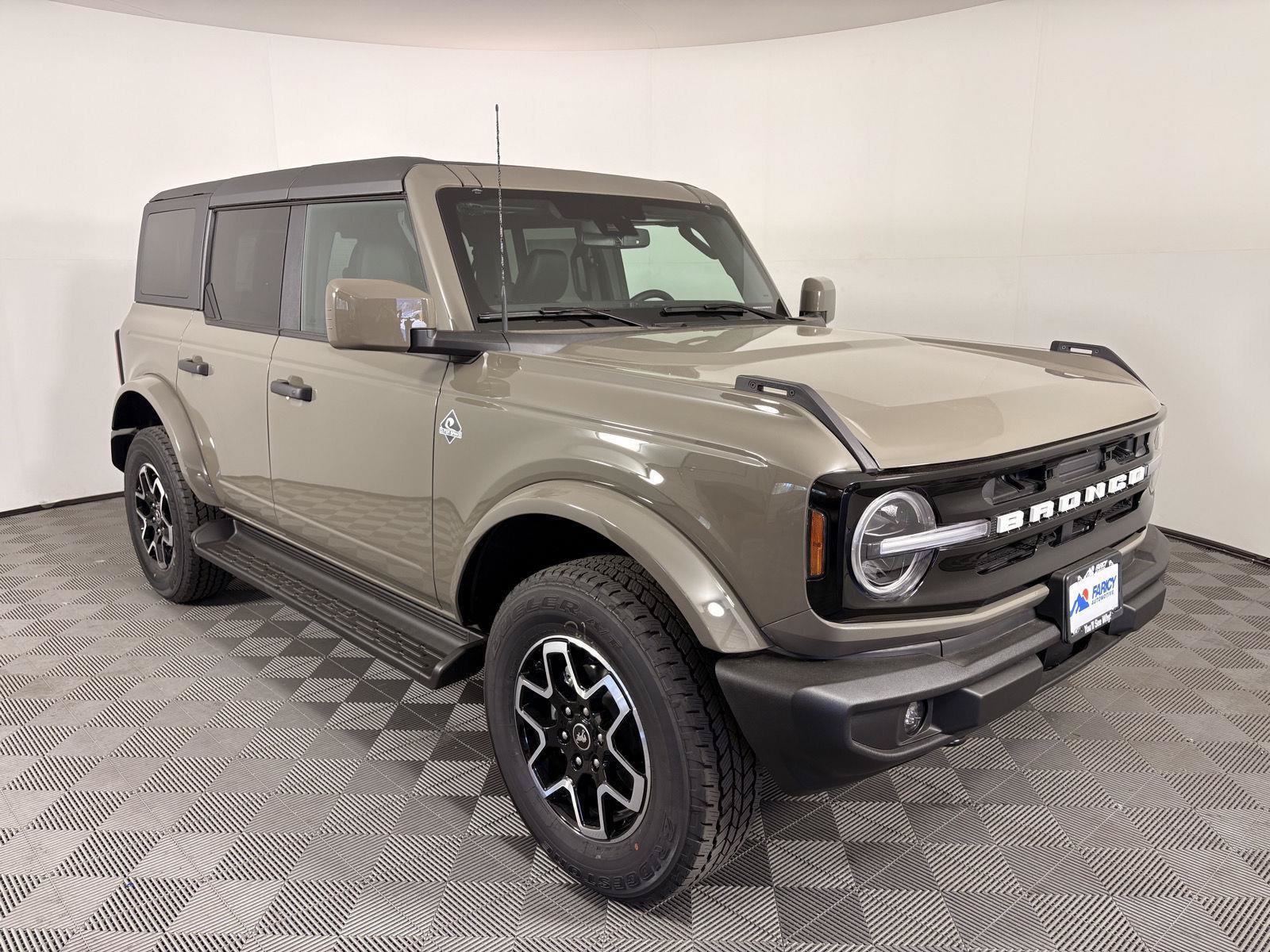 Used 2026 Ford Bronco Outer Banks AWD/4WD image 10