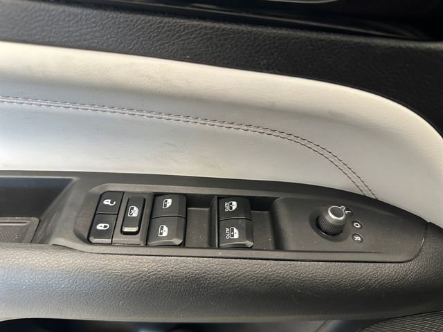 Used 2022 Jeep Compass Limited image 19