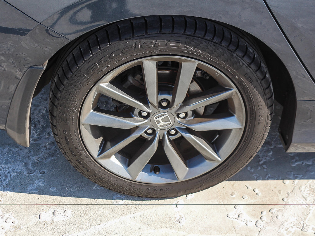 Certified 2019 Honda Civic EX image 9