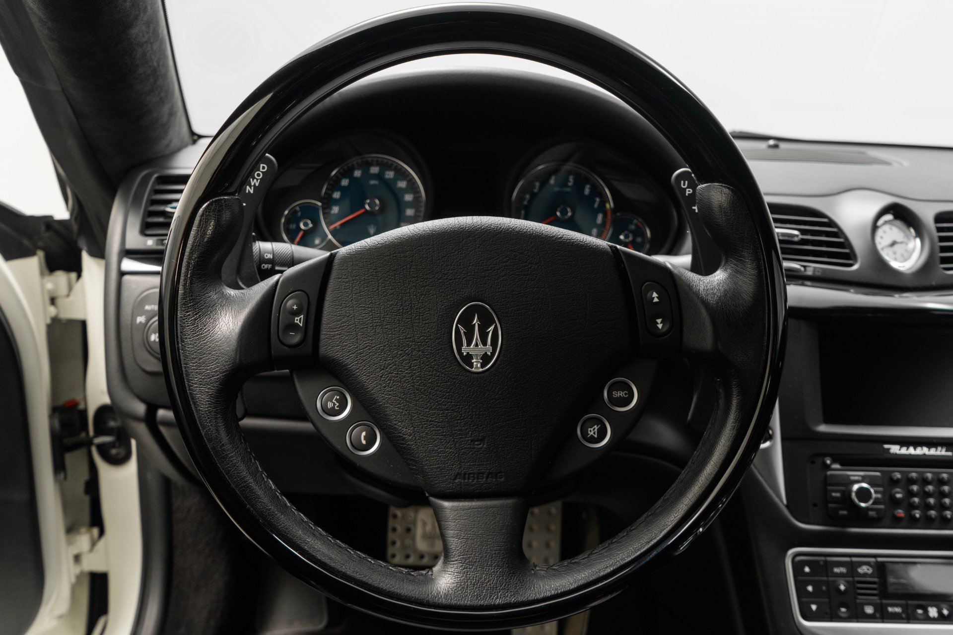 Used 2012 Maserati GranTurismo S image 15