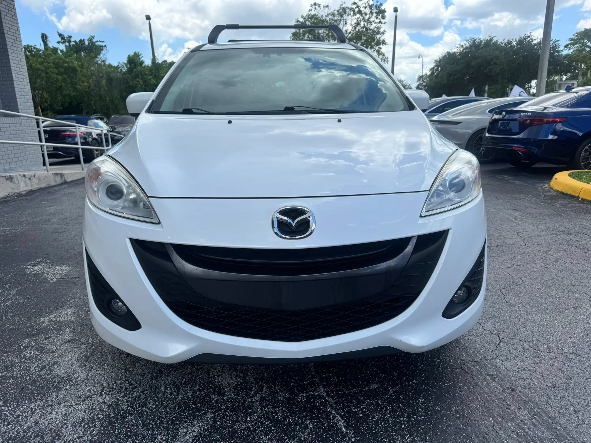 Used 2012 MAZDA MAZDA5 Grand Touring FWD image 3