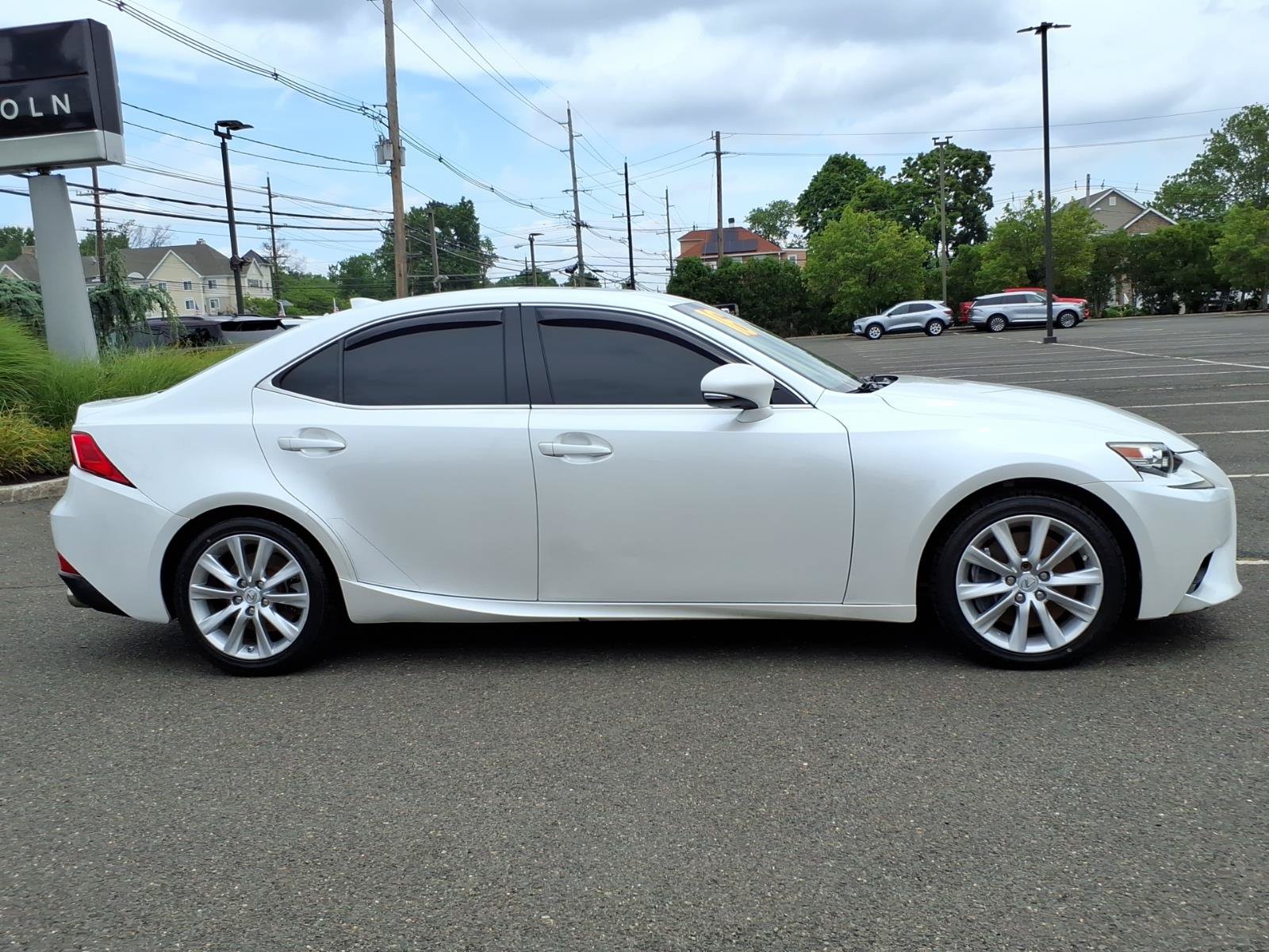 Used 2016 Lexus IS 300 AWD w/ Premium Package image 8