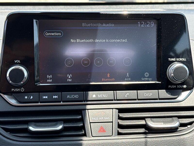 Used 2024 Nissan Altima 2.5 S image 95