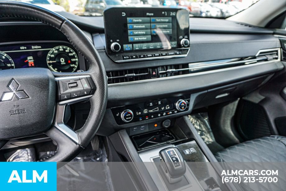 Used 2023 Mitsubishi Outlander SEL image 34