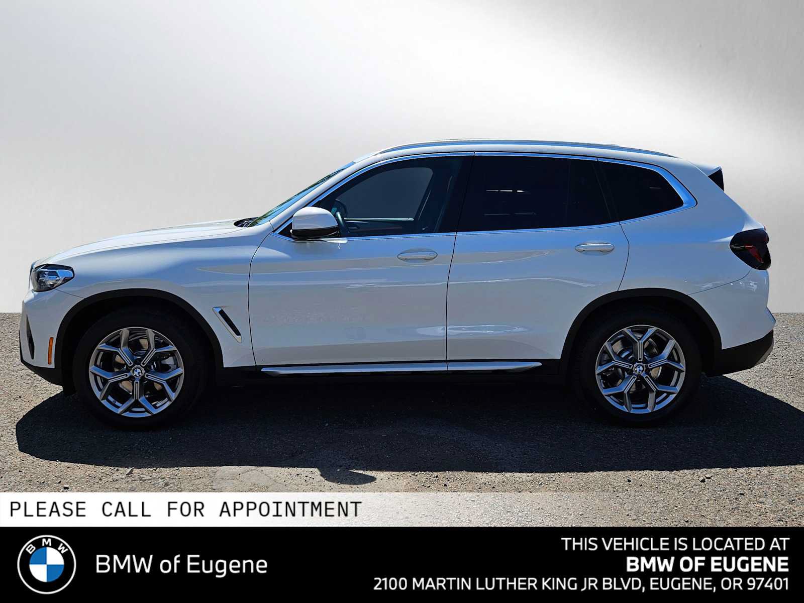Used 2024 BMW X3 sDrive30i w/ Convenience Package RWD image 6