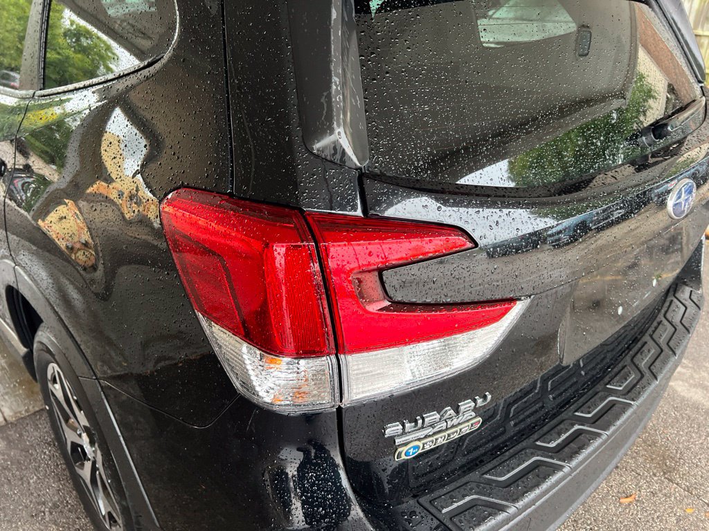 Used 2019 Subaru Forester Premium AWD/4WD image 34