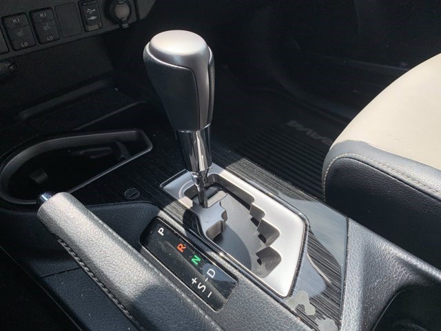 Used 2017 Toyota RAV4 Limited AWD/4WD image 26