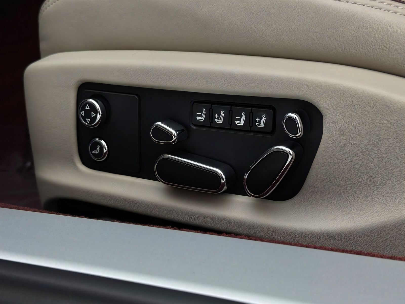 Used 2024 Bentley Continental GT AWD/4WD image 15