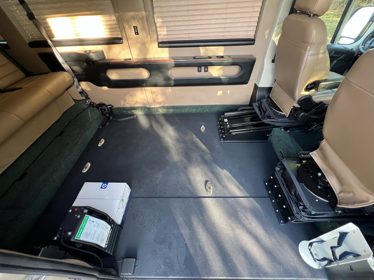 Used 2017 RAM ProMaster 2500 w/ Premium Appearance Group image 40