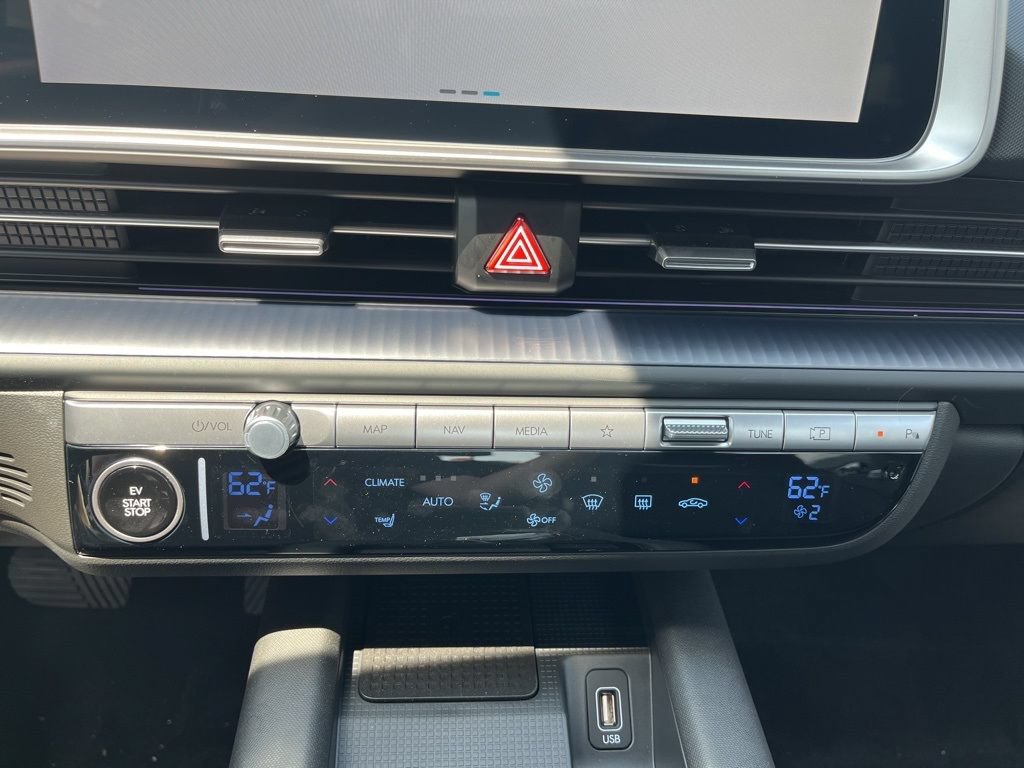New 2024 Hyundai Ioniq 6 SEL AWD/4WD image 20