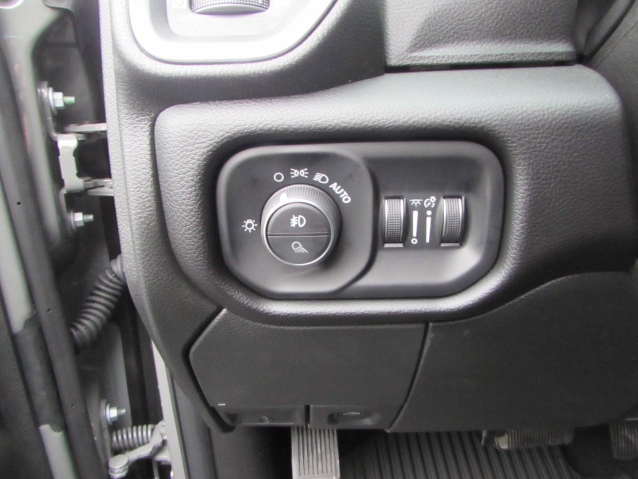 New 2026 RAM 3500 Laramie image 21