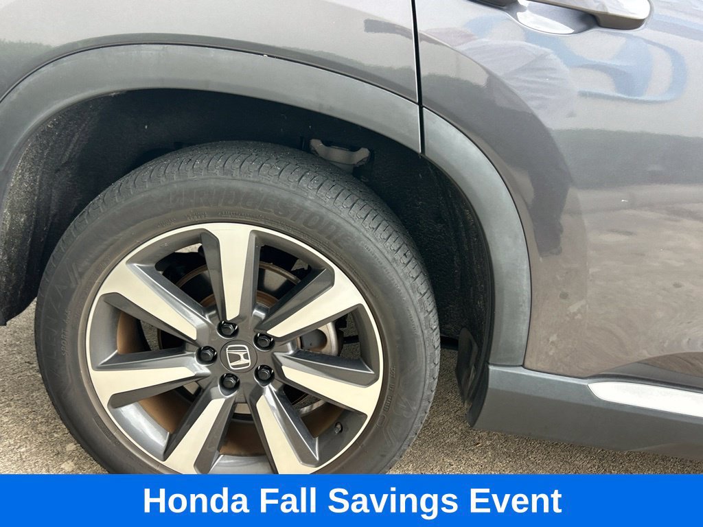 Used 2023 Honda Pilot Touring image 4