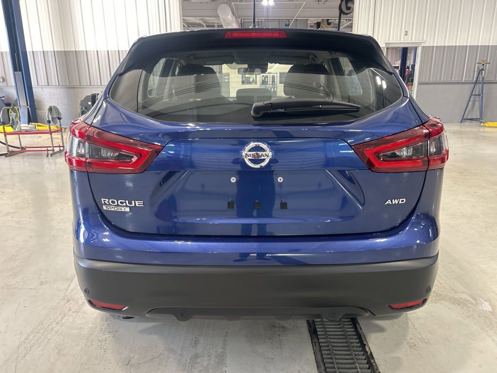 Used 2022 Nissan Rogue Sport S image 9