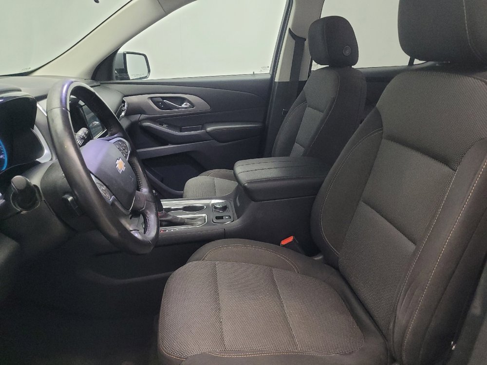 Used 2019 Chevrolet Traverse LT image 17