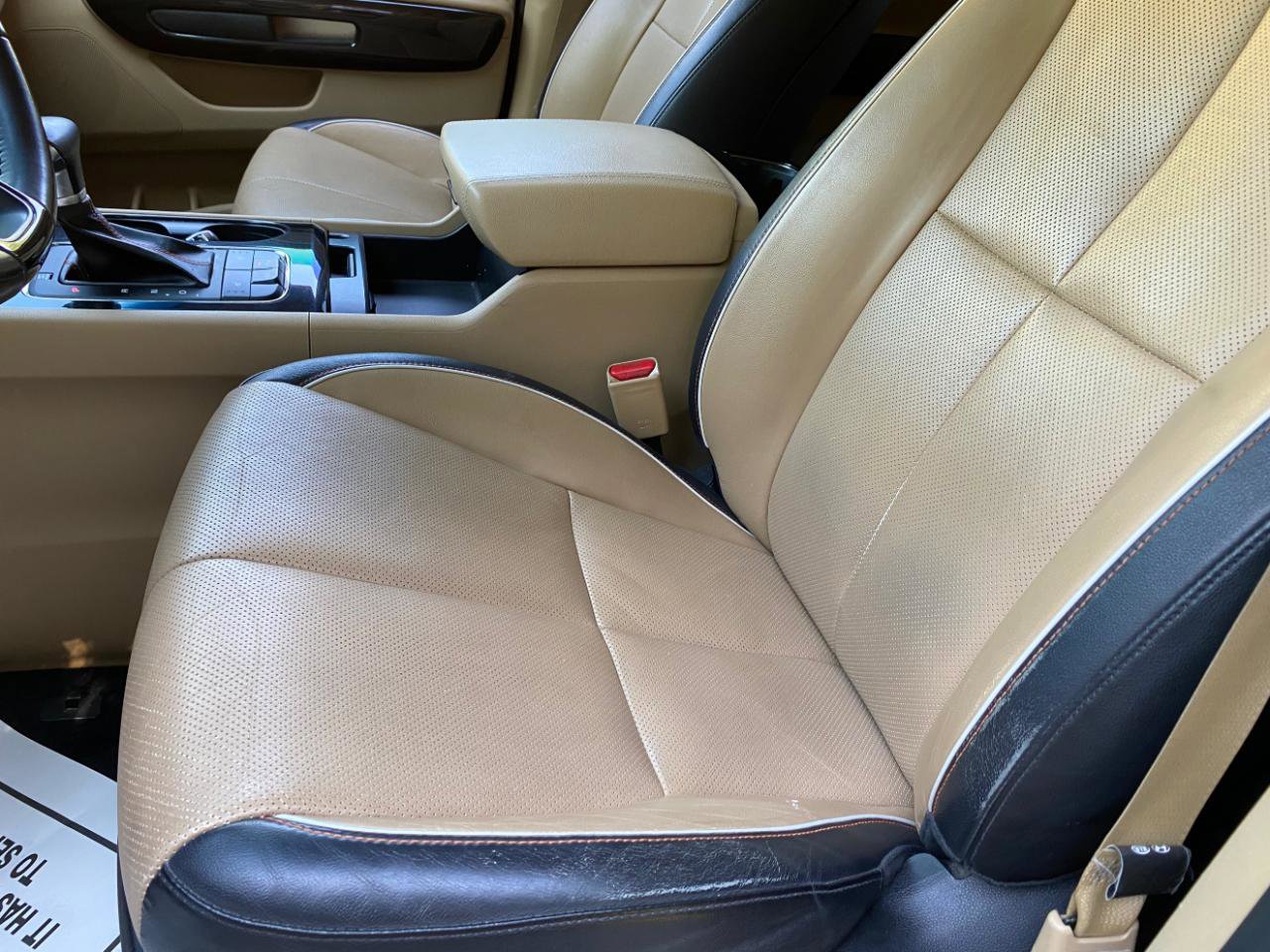 Used 2018 Kia Sedona EX FWD image 27
