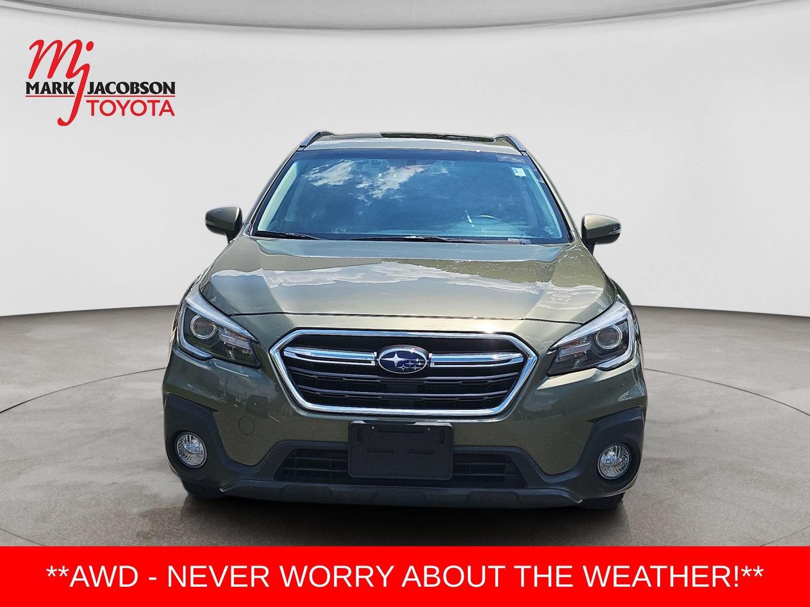 Used 2019 Subaru Outback 3.6R Touring AWD/4WD image 2