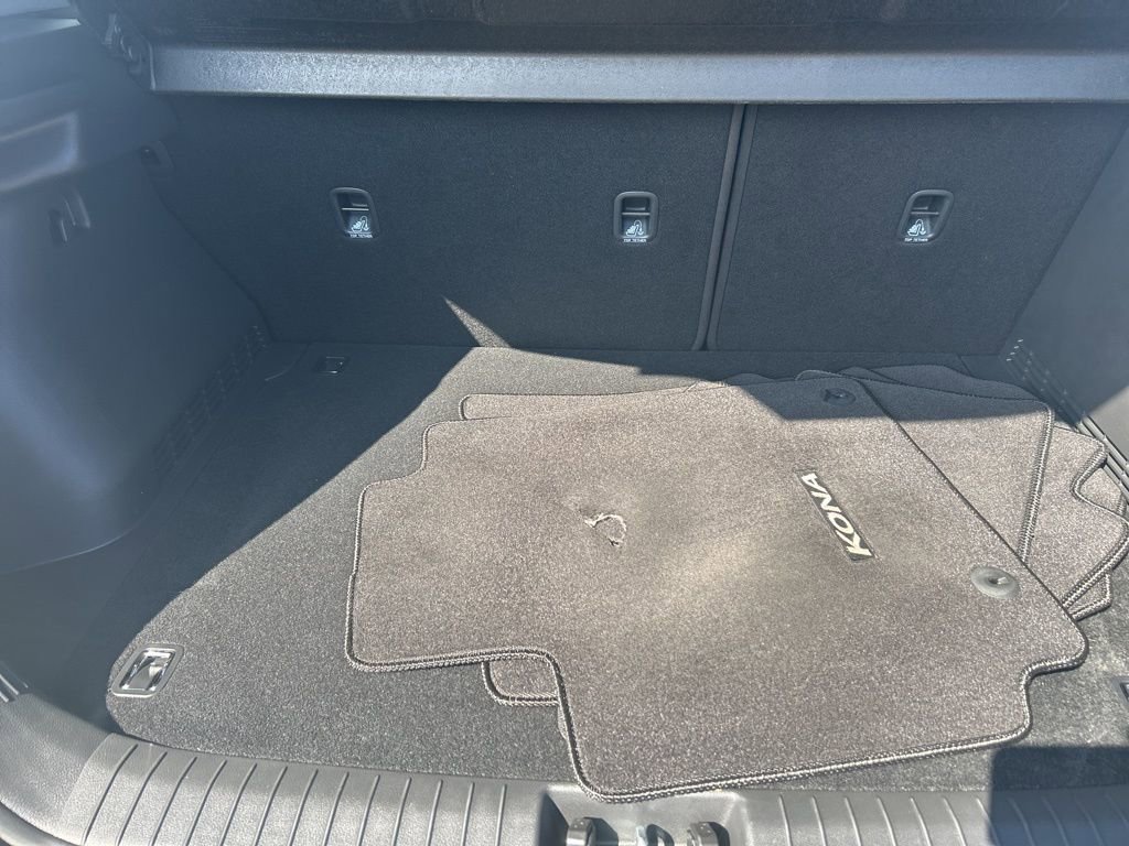 Used 2018 Hyundai Kona SEL image 26