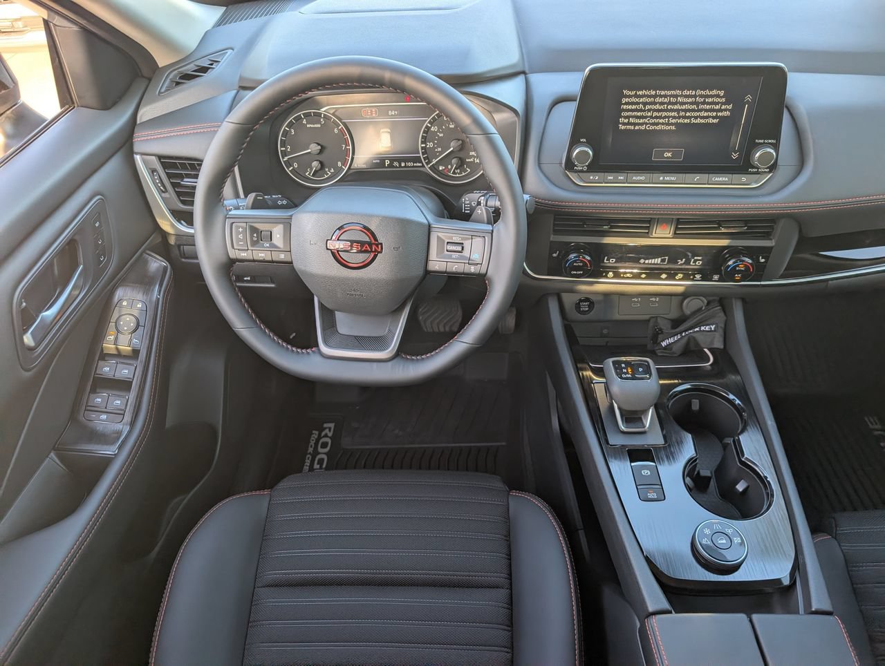 New 2026 Nissan Rogue SV AWD/4WD image 9