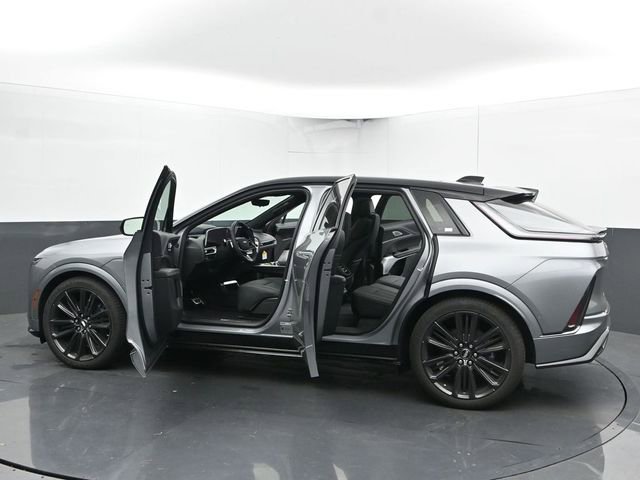 New 2026 Cadillac Lyriq V image 46