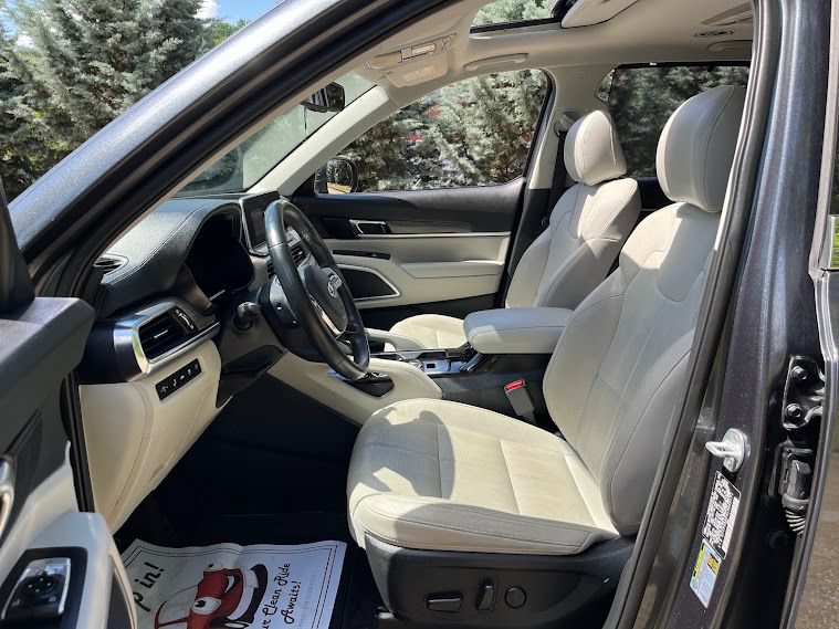 Used 2020 Kia Telluride EX AWD/4WD image 8