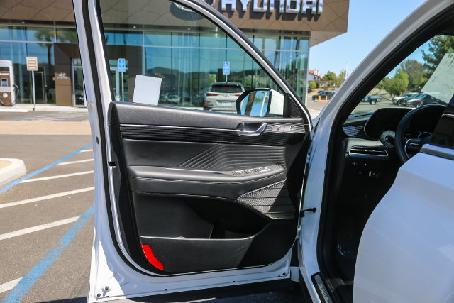 Certified 2023 Hyundai Palisade Calligraphy FWD image 29