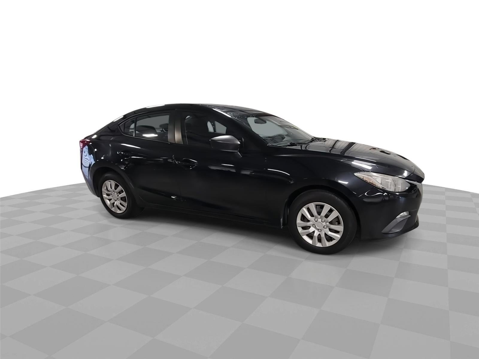 Used 2016 MAZDA MAZDA3 i Sport FWD image 2