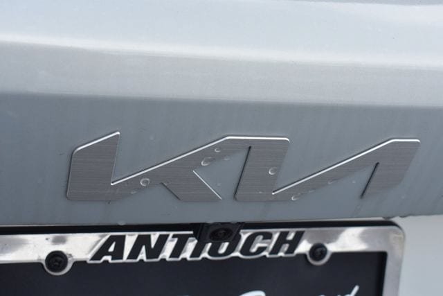 New 2026 Kia Sorento S FWD image 16