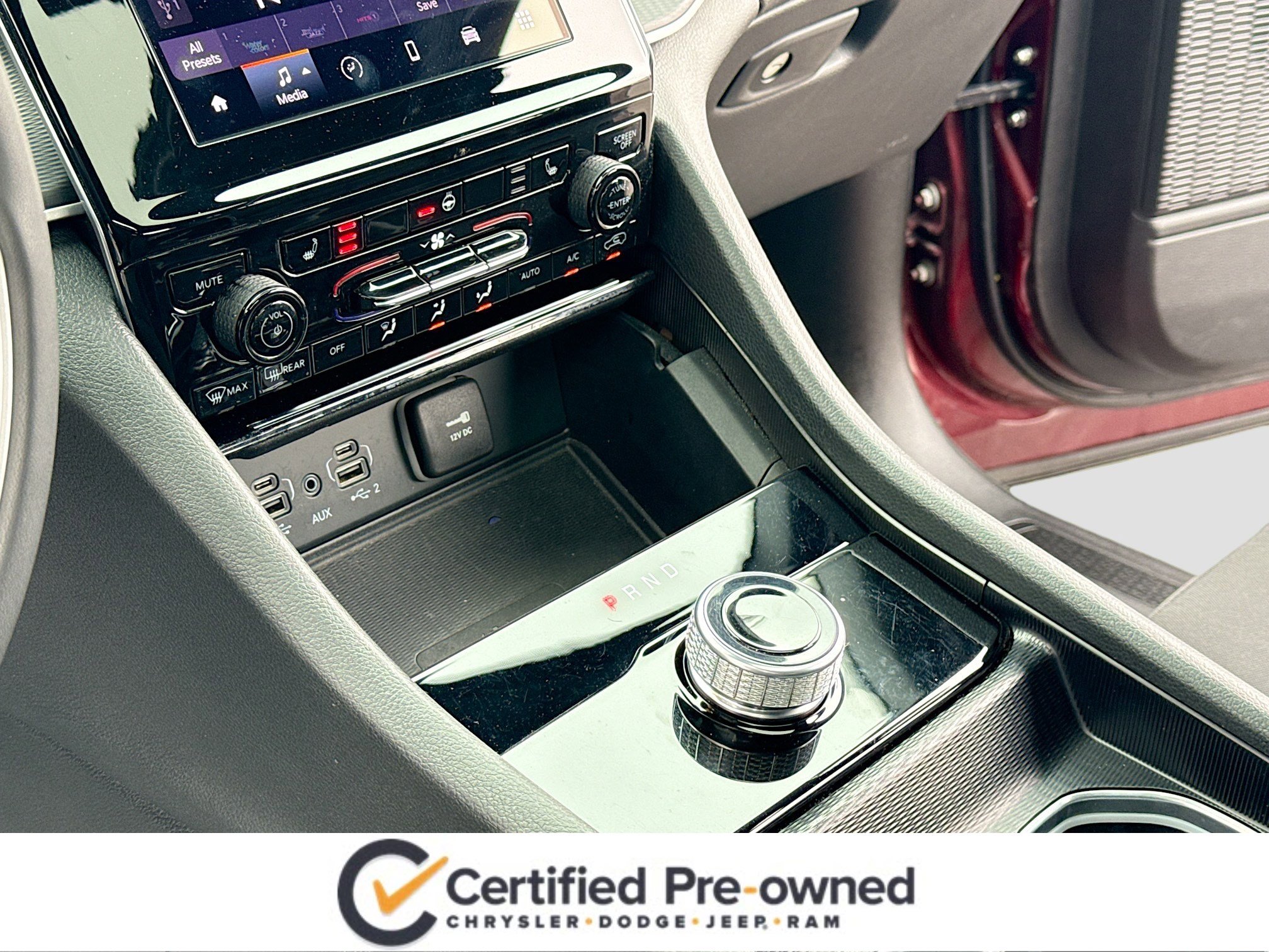 Used 2024 Jeep Grand Cherokee Laredo X w/ Luxury Tech Group I image 11