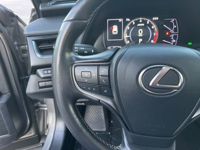 Used 2019 Lexus UX 200 w/ Premium Package image 20