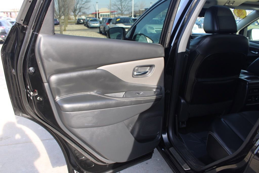 Used 2020 Nissan Murano SL w/ Moonroof Package image 27