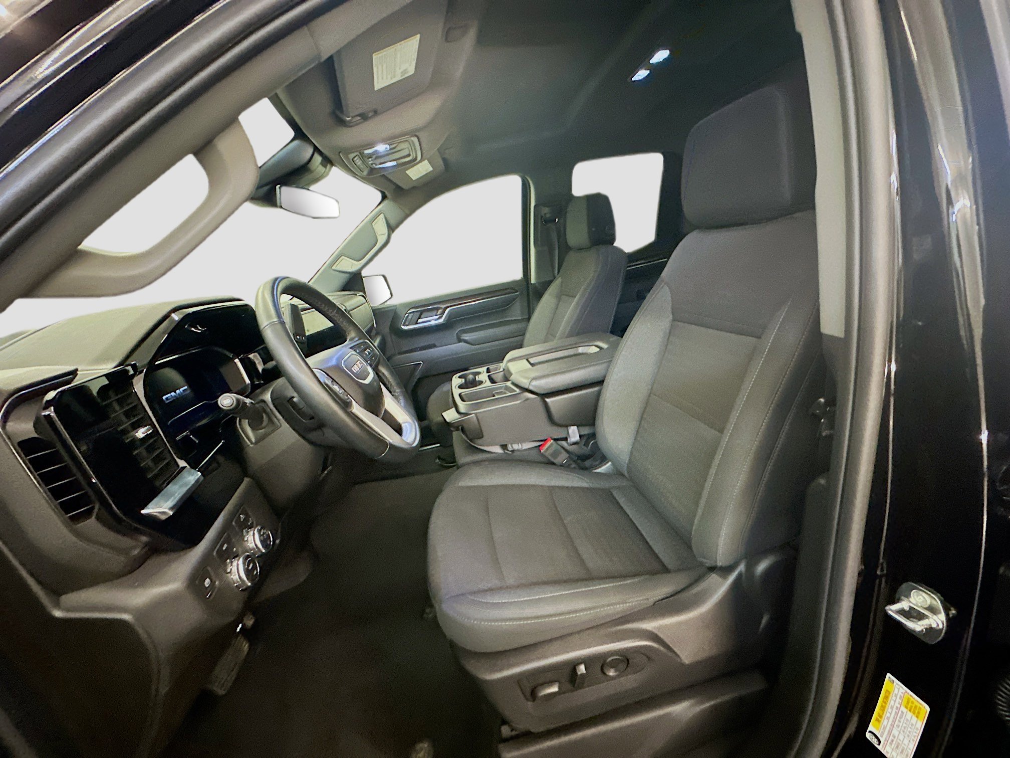 Used 2024 GMC Sierra 1500 Elevation image 13