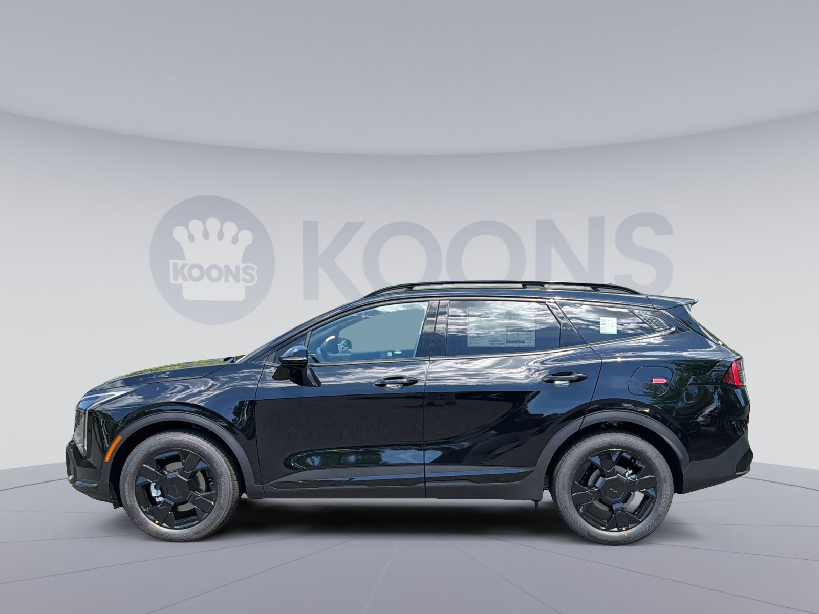 New 2026 Kia Sportage X-Line w/ X-Line Premium Package AWD/4WD image 2