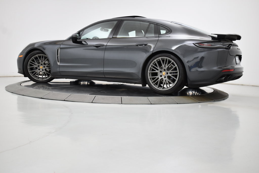 Used 2023 Porsche Panamera 4 Platinum Edition AWD/4WD image 10