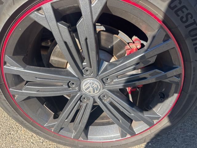 Used 2019 Volkswagen Jetta GLI image 4