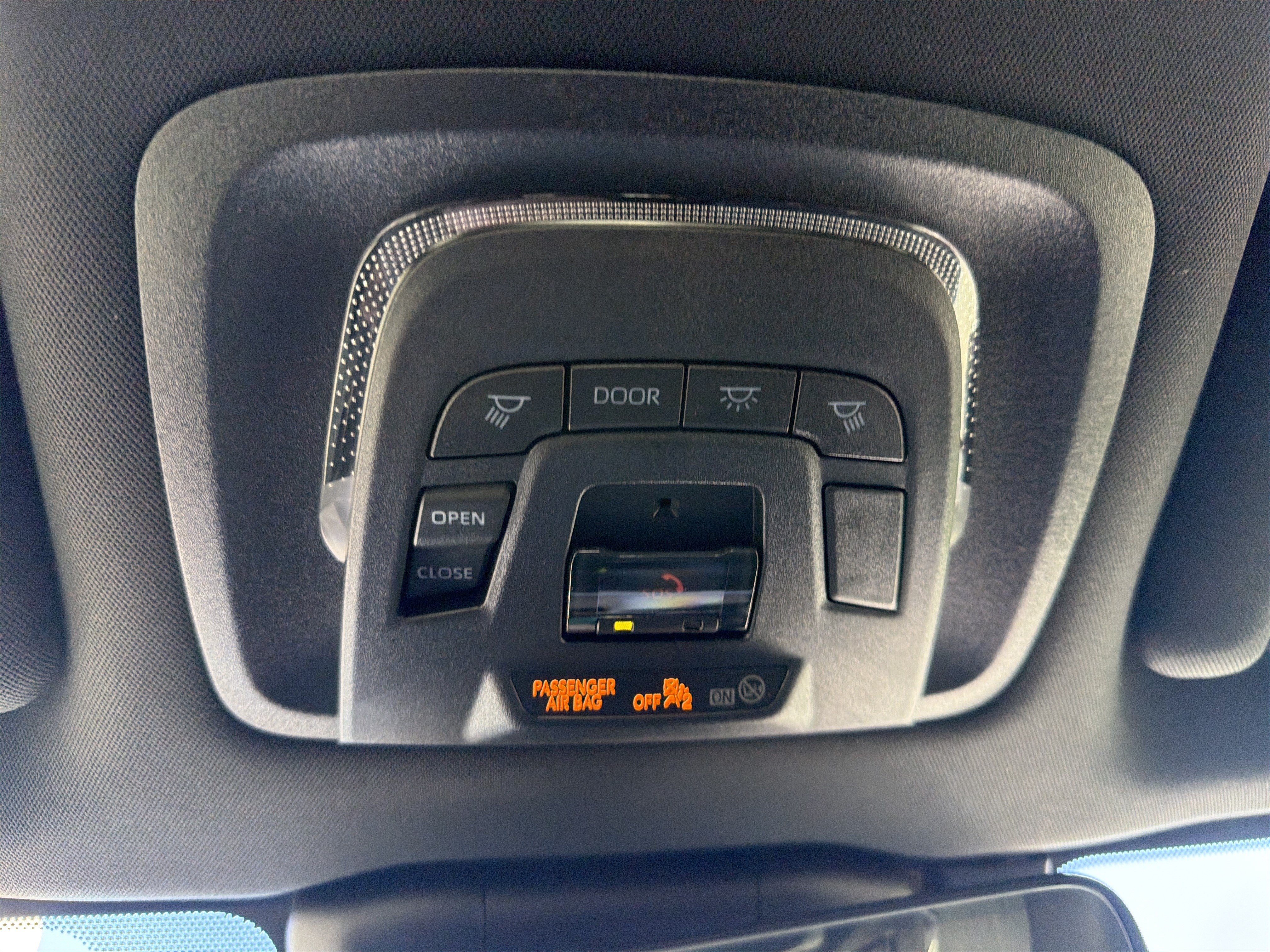 Certified 2024 Toyota Crown AWD/4WD image 5