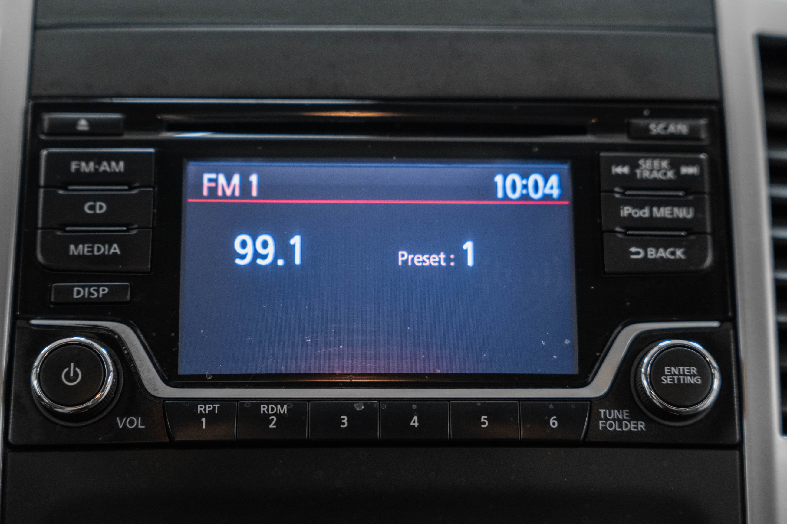 Used 2018 Nissan Frontier S image 21