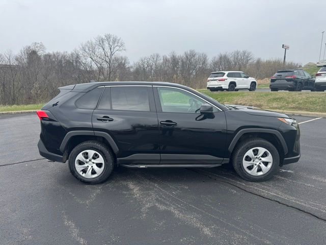 Used 2023 Toyota RAV4 LE image 2
