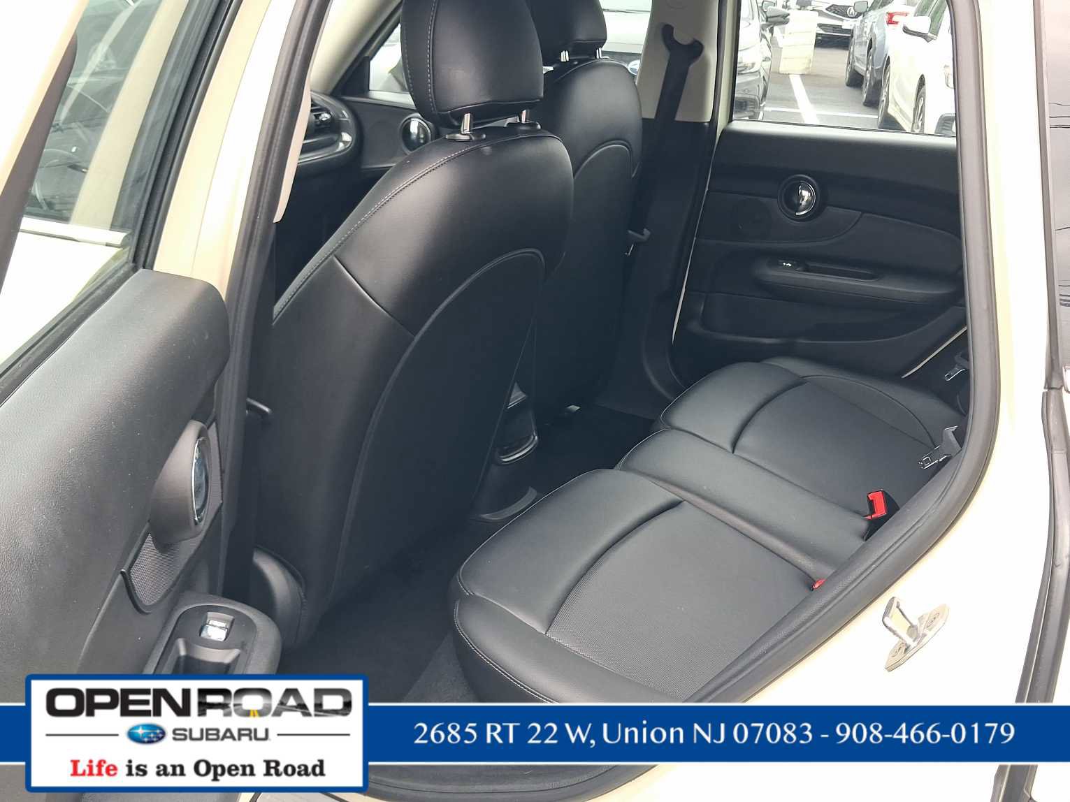Used 2019 MINI Cooper Clubman ALL4 AWD/4WD image 11