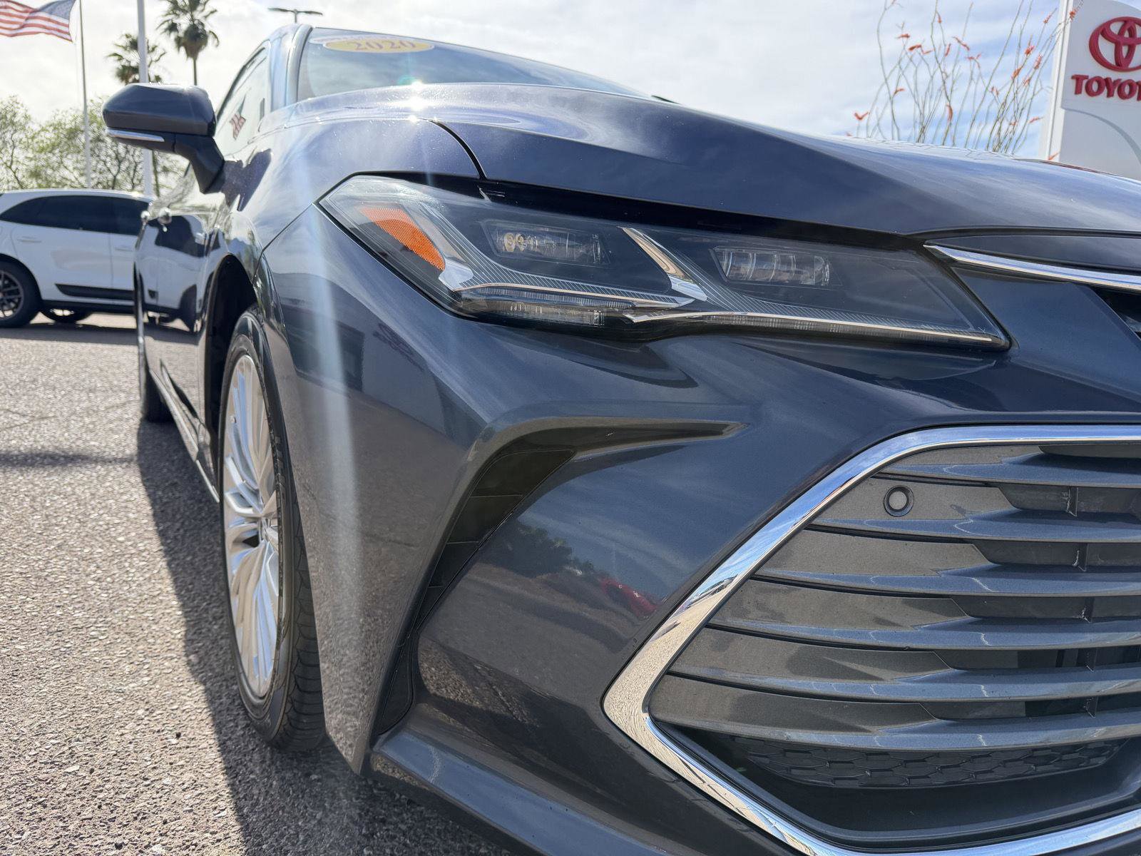 Used 2020 Toyota Avalon Limited w/ Advanced Safety Package FWD image 16