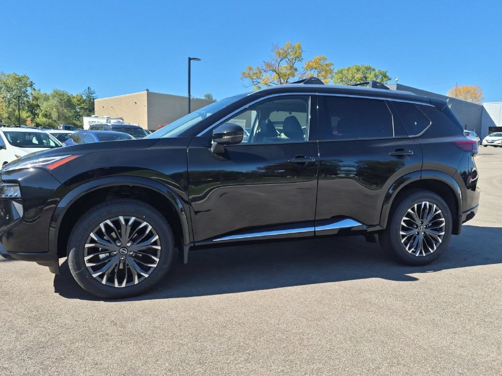 New 2026 Nissan Rogue Platinum w/ Platinum Premium Package AWD/4WD image 2