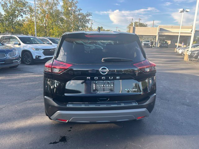 Used 2021 Nissan Rogue SV AWD/4WD image 13
