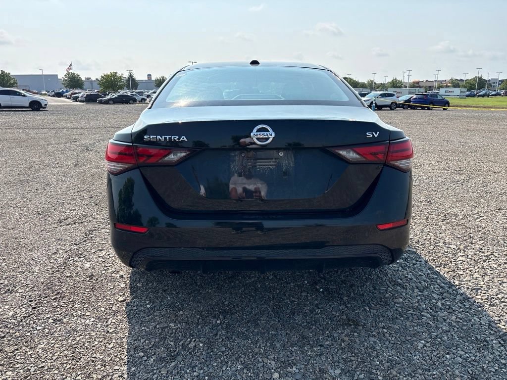Used 2021 Nissan Sentra SV FWD image 8
