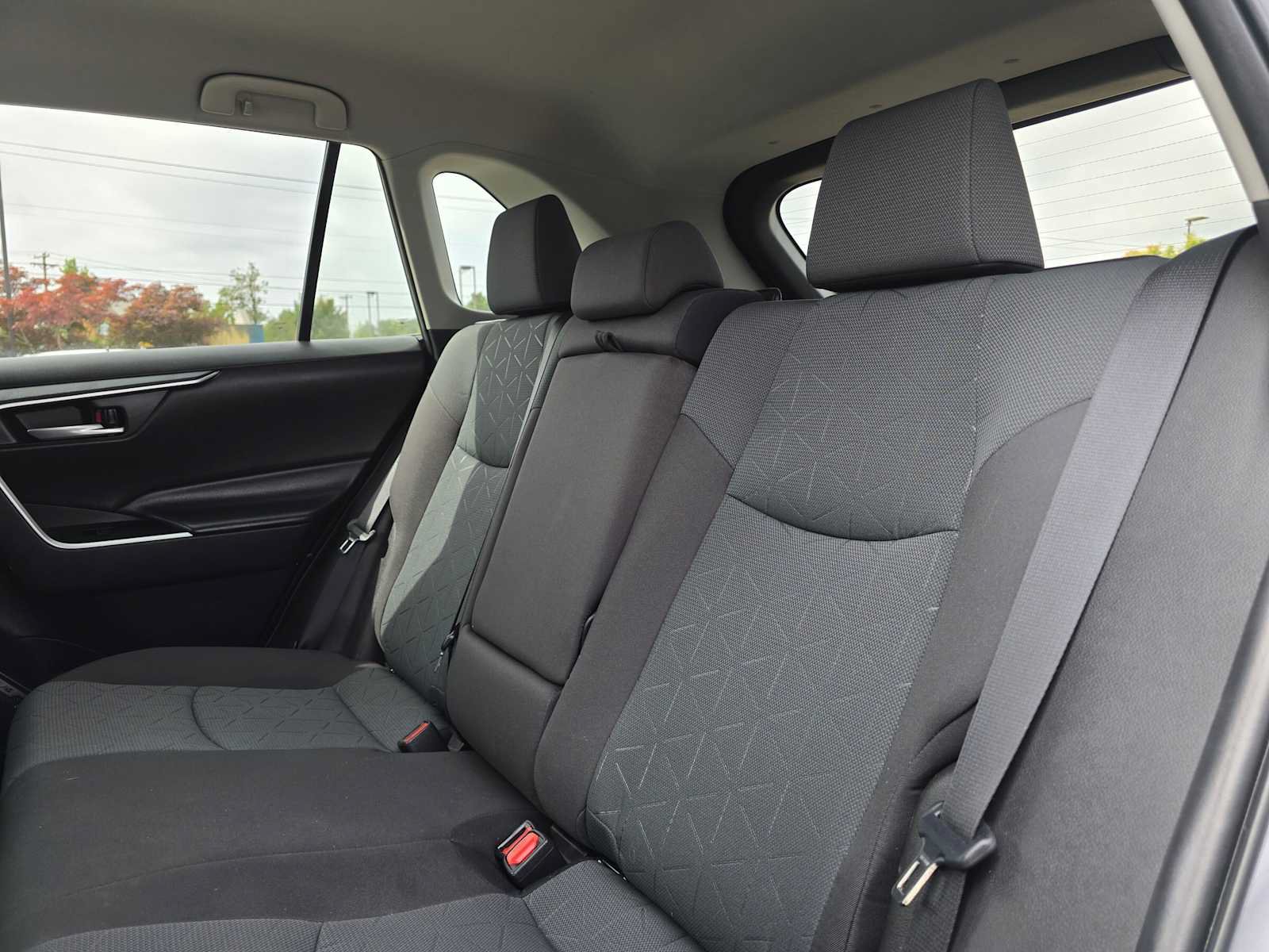Used 2025 Toyota RAV4 XLE w/ Weather Package AWD/4WD image 17