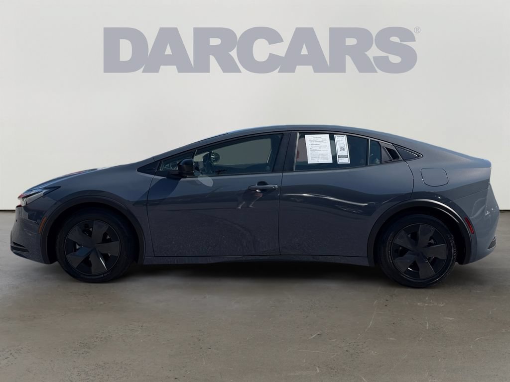 Used 2026 Toyota Prius Plug-In Hybrid FWD image 4