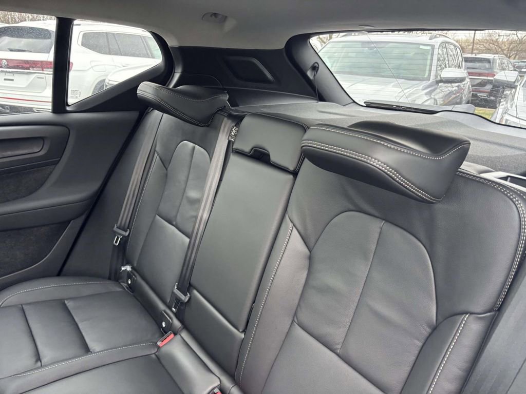 New 2026 Volvo XC40 B5 Plus w/ Protection Package Premier image 26
