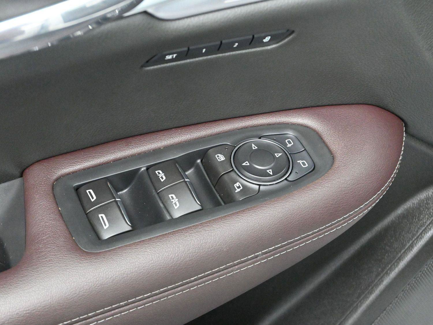 Certified 2024 Cadillac XT6 Premium Luxury image 11